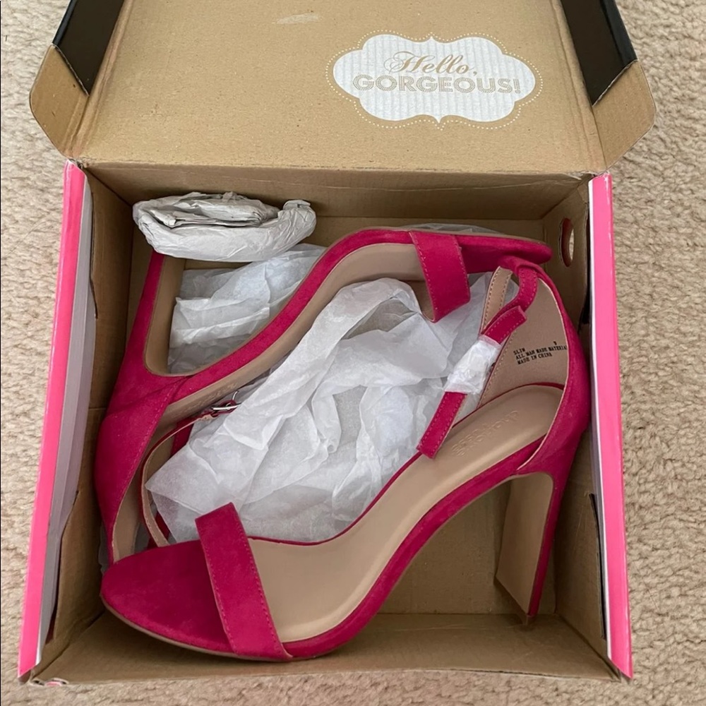 Magenta / Hot pink Charlotte Russe heels